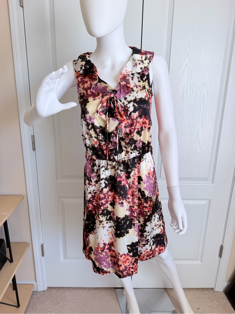 Calvin Klein Art Deco Satin Ruffle Tie-Neck Sleeveless V-Neck Mini Dress Size 4